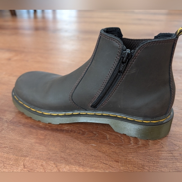 GUC Dr. Martens Dark Brown Chelsea Boots with Side Zip - Picture 10 of 13